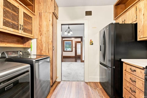 Tiny photo for 2021 Oakland Street, Fort Wayne, IN 46808 (MLS # 202633255)