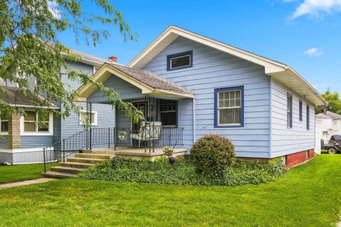 Photo of 2021 Oakland Street, Fort Wayne, IN 46808 (MLS # 202633255)