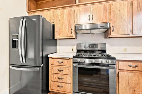 Tiny photo for 2021 Oakland Street, Fort Wayne, IN 46808 (MLS # 202633255)
