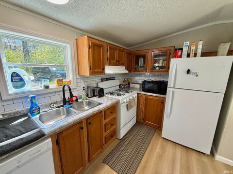 Tiny photo for 12861 E Shady Meadows Mdws, Solsberry, IN 47459 (MLS # 202614400)