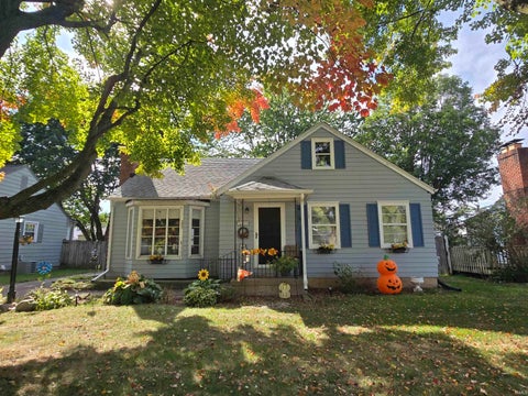 Photo of 1539 W WALNUT Street, Kokomo, IN 46901 (MLS # 202642620)