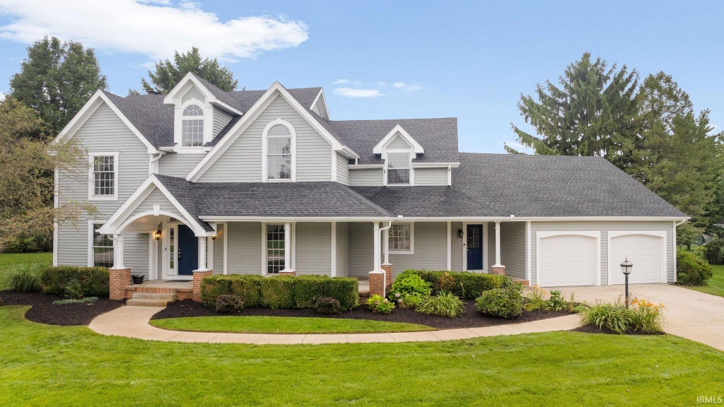 Photo of 51945 Lake Knoll Court, Granger, IN 46530 (MLS # 202633424)