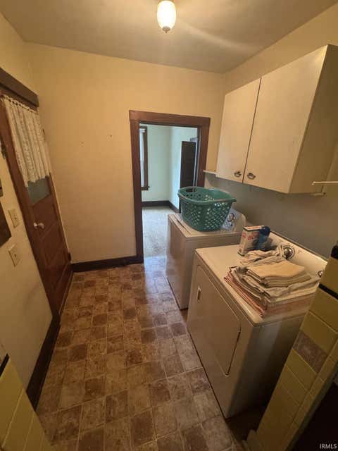 Tiny photo for 608 E 3rd Street, Brookston, IN 47923 (MLS # 202634630)