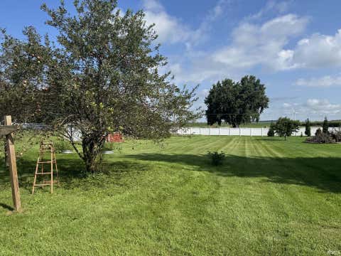 Tiny photo for 608 E 3rd Street, Brookston, IN 47923 (MLS # 202634630)