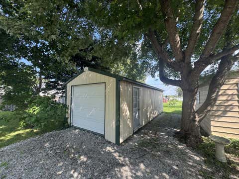 Tiny photo for 608 E 3rd Street, Brookston, IN 47923 (MLS # 202634630)