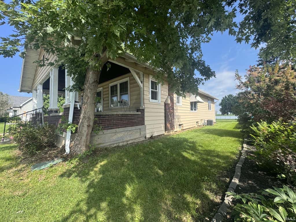 Photo of 608 E 3rd Street, Brookston, IN 47923 (MLS # 202634630)