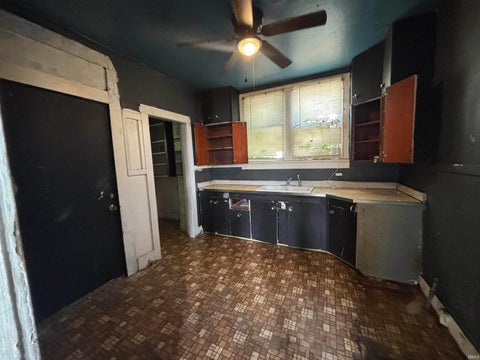 Tiny photo for 2344 Oliver Street, Fort Wayne, IN 46803 (MLS # 202637631)