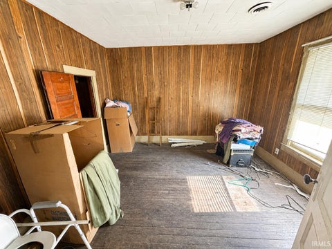 Tiny photo for 1010 N Bell Street, Kokomo, IN 46901 (MLS # 202632428)
