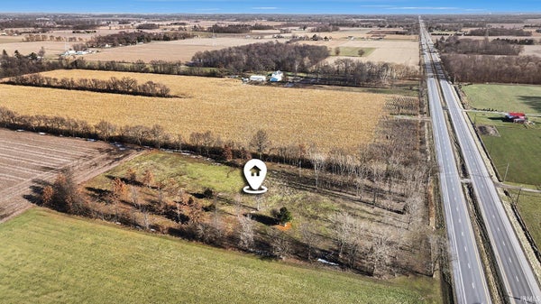 30057 STATE ROAD 2, NEW CARLISLE, IN 46552 - Image ae0d9f185251df17668243300a34d50b/4169519907