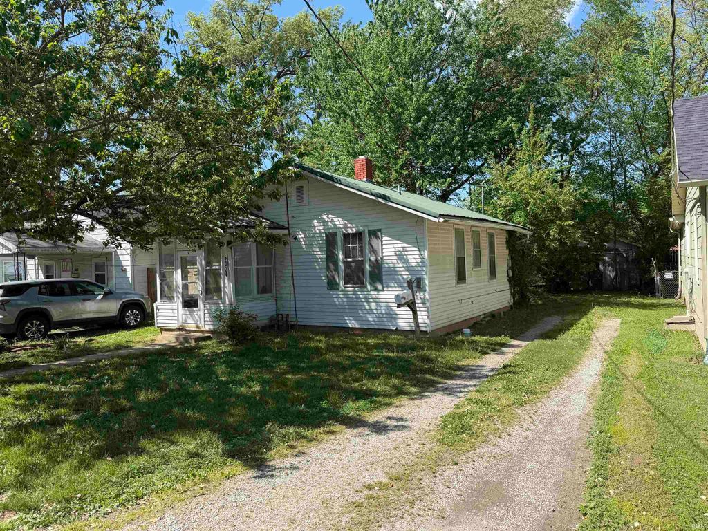 Photo of 2024 Ravenswood Drive, Evansville, IN 47714 (MLS # 202614068)