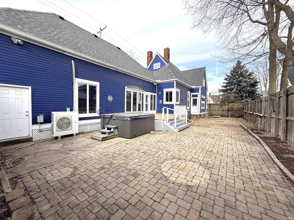 Photo of 107 W College Street, Crawfordsville, IN 47933 (MLS # 202603689)