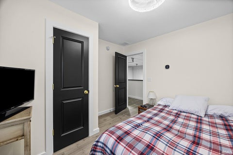 Tiny photo for 10801 N Lower Lake Shore Drive, Monticello, IN 47960 (MLS # 202637637)