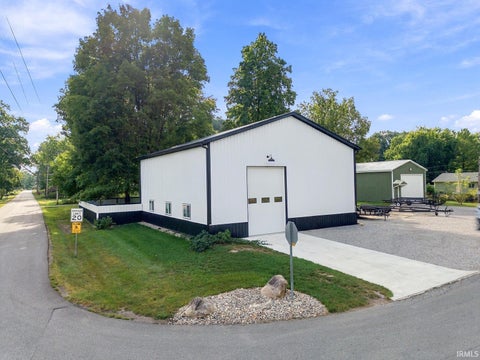 Tiny photo for 10801 N Lower Lake Shore Drive, Monticello, IN 47960 (MLS # 202637637)