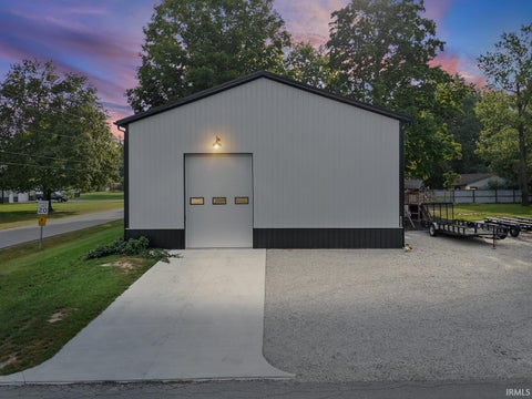 Photo of 10801 N Lower Lake Shore Drive, Monticello, IN 47960 (MLS # 202637637)