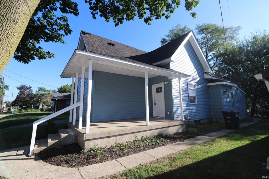 Photo of 453 Delphi Avenue, Frankfort, IN 46041 (MLS # 202636903)