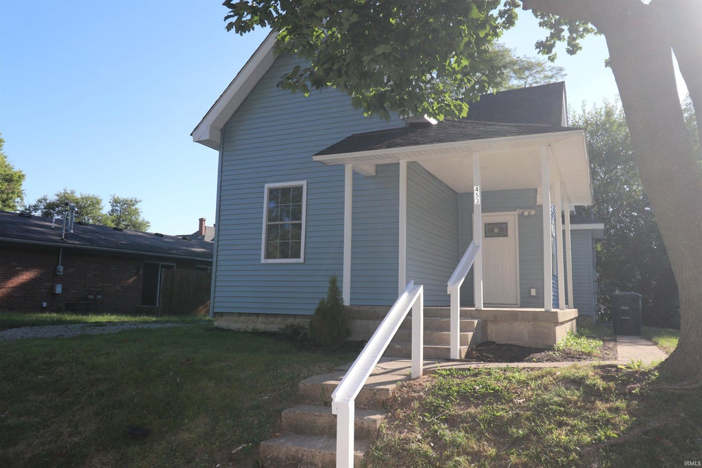 Photo of 453 Delphi Avenue, Frankfort, IN 46041 (MLS # 202636903)