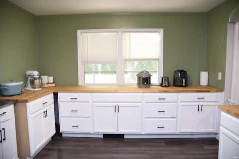 Tiny photo for 808 W 9th Street, Rochester, IN 46975 (MLS # 202642426)