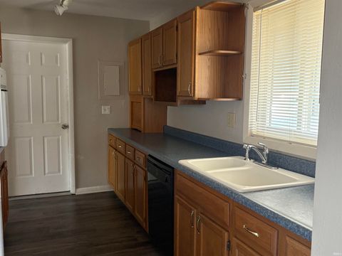 Tiny photo for 1010 N Lincoln Street, Peru, IN 46970 (MLS # 202543761)