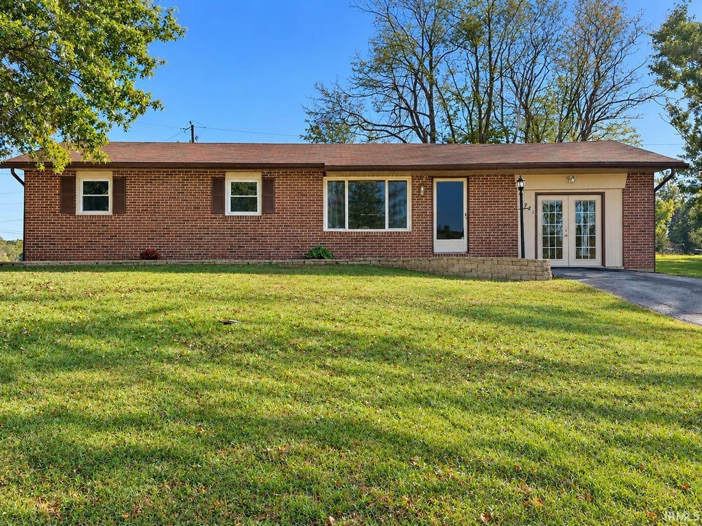 Photo of 3721 S Gillham Drive, Bloomington, IN 47403 (MLS # 202644037)