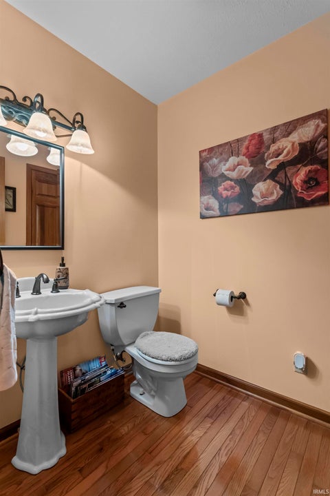Tiny photo for 9472 E 300 SOUTH, Greentown, IN 46936 (MLS # 202637428)