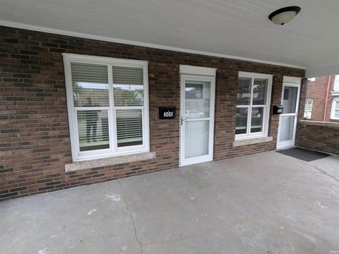 Tiny photo for 300 E Taylor Street, Kokomo, IN 46901 (MLS # 202519651)