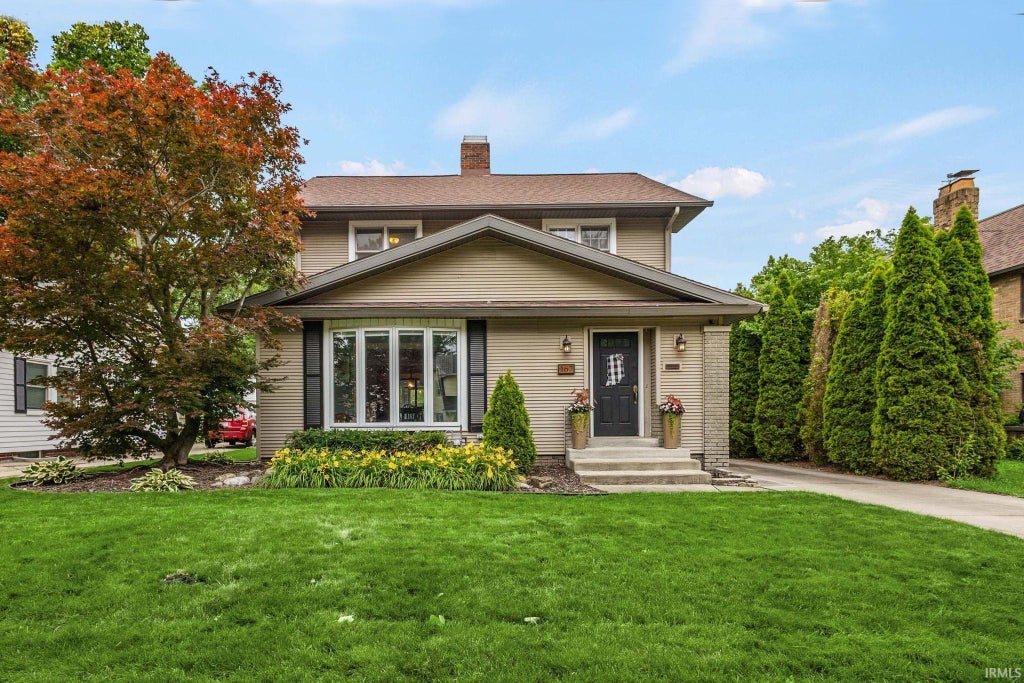 Photo of 167 Manor Avenue, Elkhart, IN 46516 (MLS # 202624272)