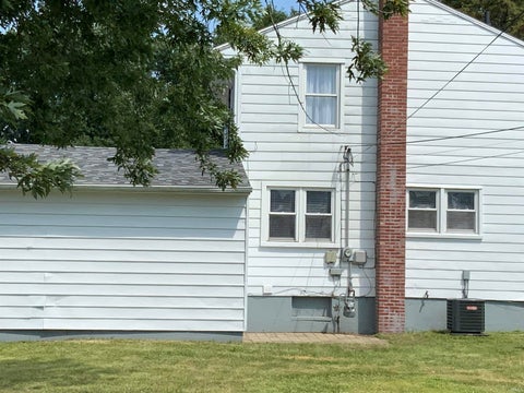 Tiny photo for 237 Guam Avenue, Mishawaka, IN 46545 (MLS # 202635019)
