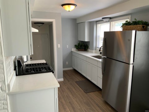 Tiny photo for 237 Guam Avenue, Mishawaka, IN 46545 (MLS # 202635019)
