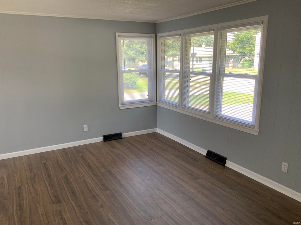Photo of 237 Guam Avenue, Mishawaka, IN 46545 (MLS # 202635019)