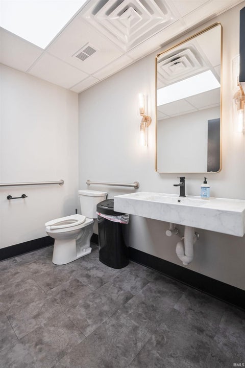 Tiny photo for 210 W Walnut St, Kokomo, IN 46901 (MLS # 202634803)