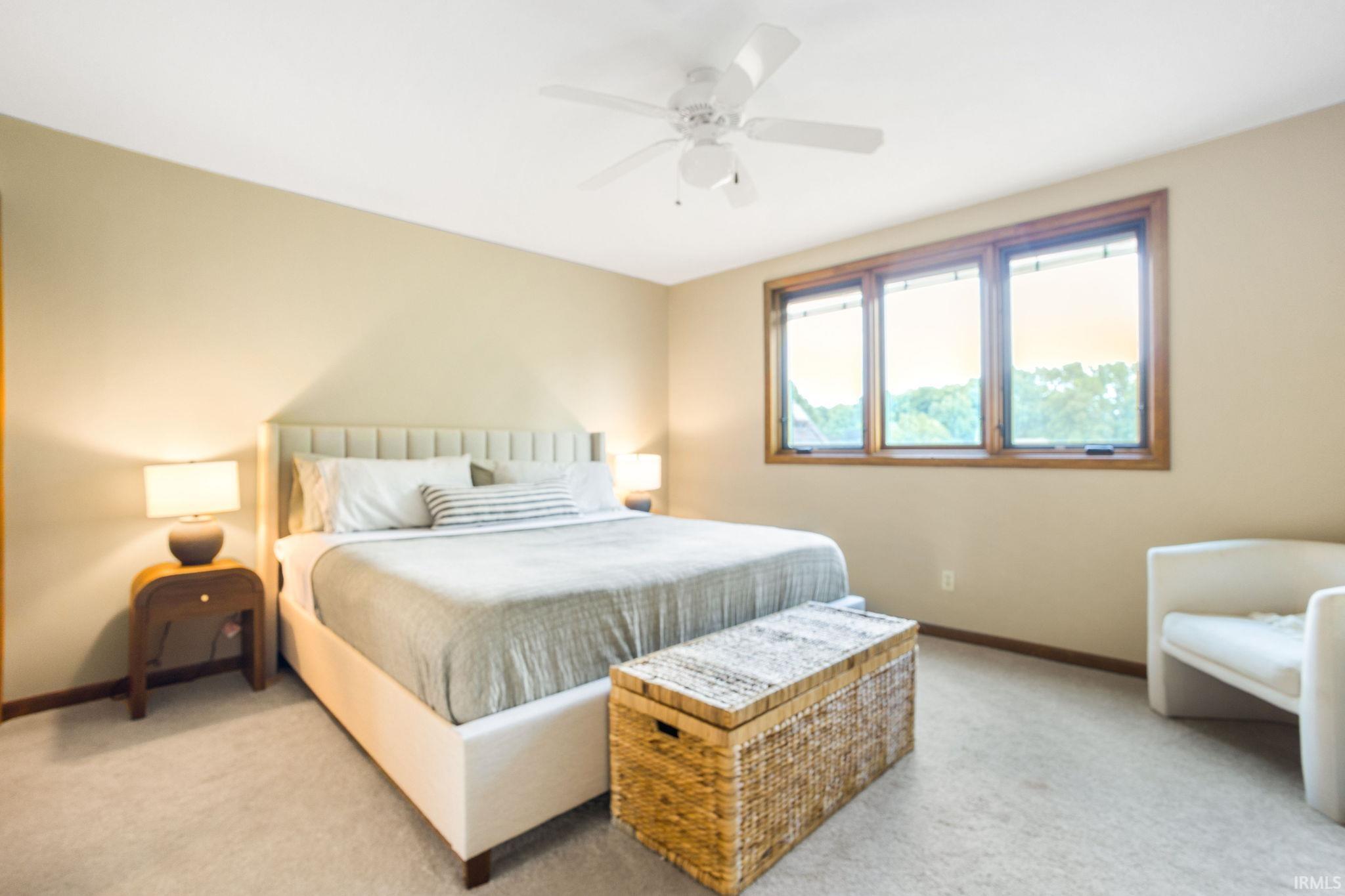 Elkhart, Indiana 46517, United States, 4 Bedrooms Bedrooms, ,5 BathroomsBathrooms,Residential,Pending,187620