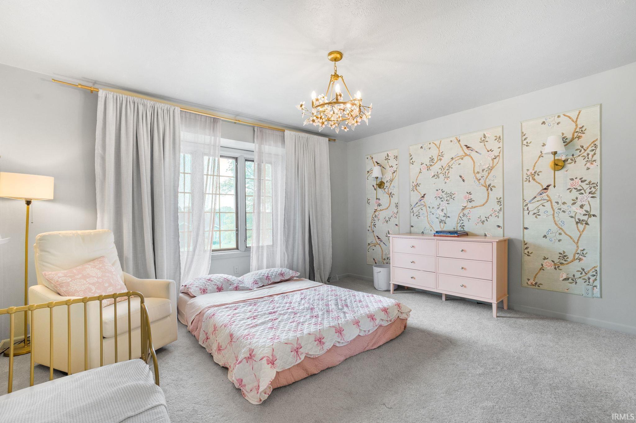 Elkhart, Indiana 46517, United States, 4 Bedrooms Bedrooms, ,5 BathroomsBathrooms,Residential,Pending,187620