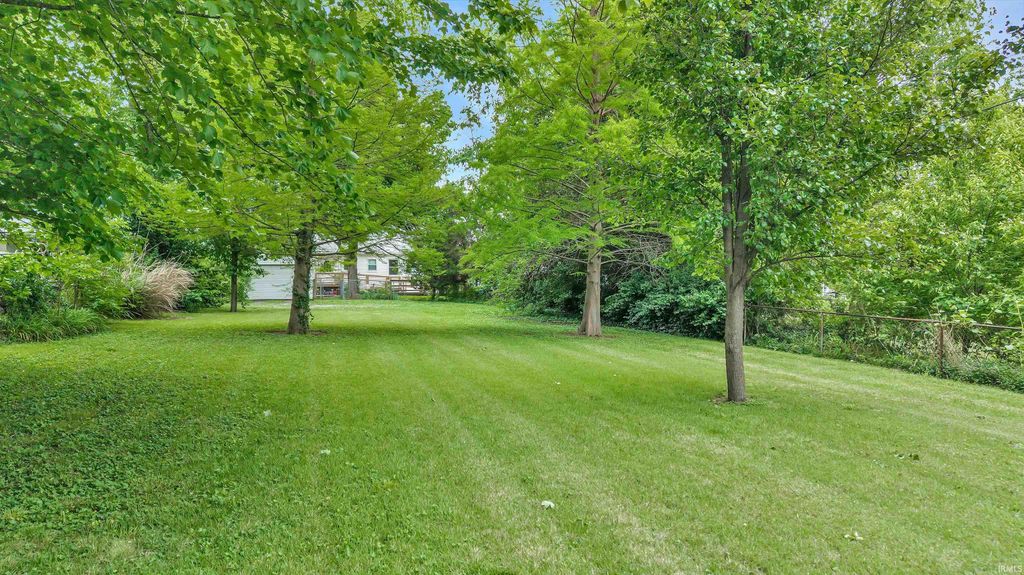 Photo of 535 S Congress Avenue, Evansville, IN 47714 (MLS # 202616103)