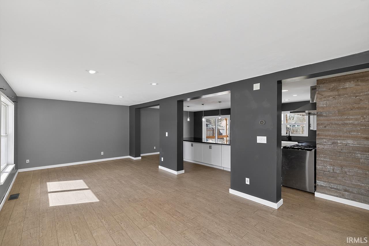 10450 Appletree Lane