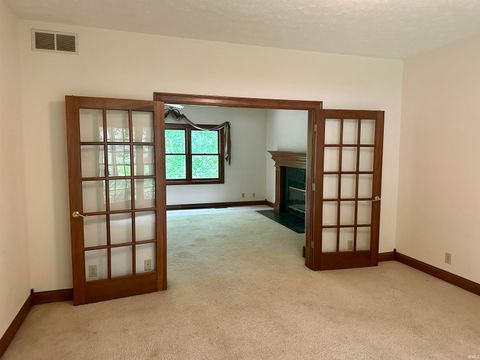 Tiny photo for 12 Hunters Ridge, Lafayette, IN 47905 (MLS # 202619797)