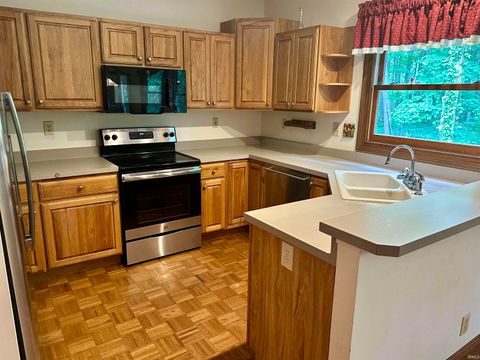 Tiny photo for 12 Hunters Ridge, Lafayette, IN 47905 (MLS # 202619797)