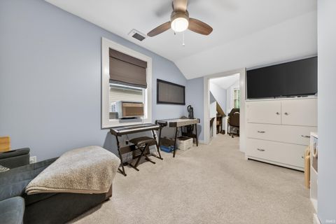 Tiny photo for 2537 E Broadway, Logansport, IN 46947 (MLS # 202615431)