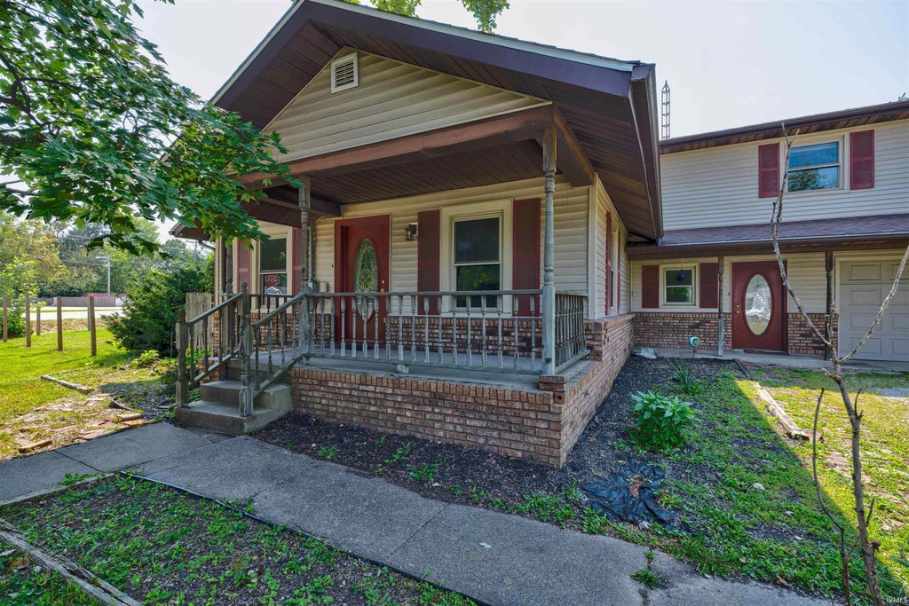 Photo of 210 S East Street, Oakland City, IN 47660 (MLS # 202633108)