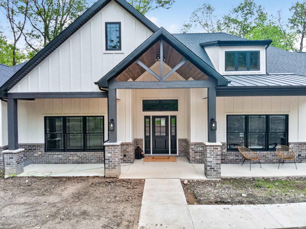 Photo of 6077 Popp Road, Fort Wayne, IN 46845 (MLS # 202619788)