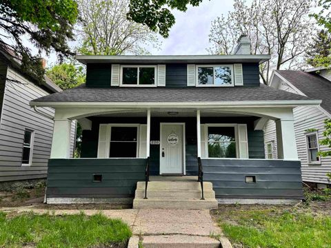 220 E Bowman Street, South Bend, IN 46613 - #: 202517282