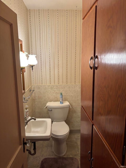 Tiny photo for 323 N 7th Street, Decatur, IN 46733 (MLS # 202643576)