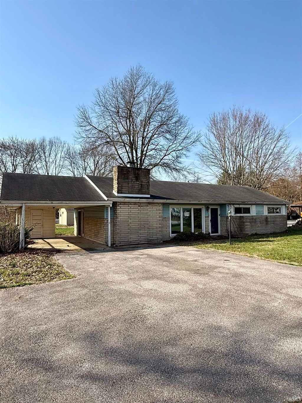 Photo of 2901 Tell Street, Tell City, IN 47586 (MLS # 202609346)