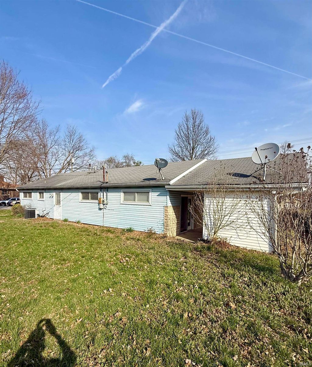 Photo of 2901 Tell Street, Tell City, IN 47586 (MLS # 202609346)