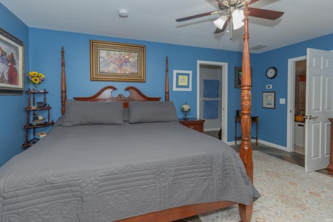 Tiny photo for 1324 Rosemarie Avenue, Evansville, IN 47715 (MLS # 202642101)