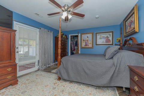 Tiny photo for 1324 Rosemarie Avenue, Evansville, IN 47715 (MLS # 202642101)