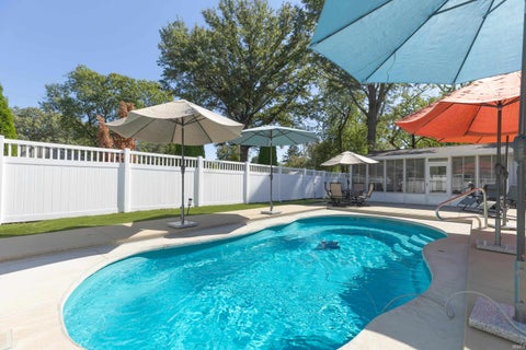 Tiny photo for 1324 Rosemarie Avenue, Evansville, IN 47715 (MLS # 202642101)