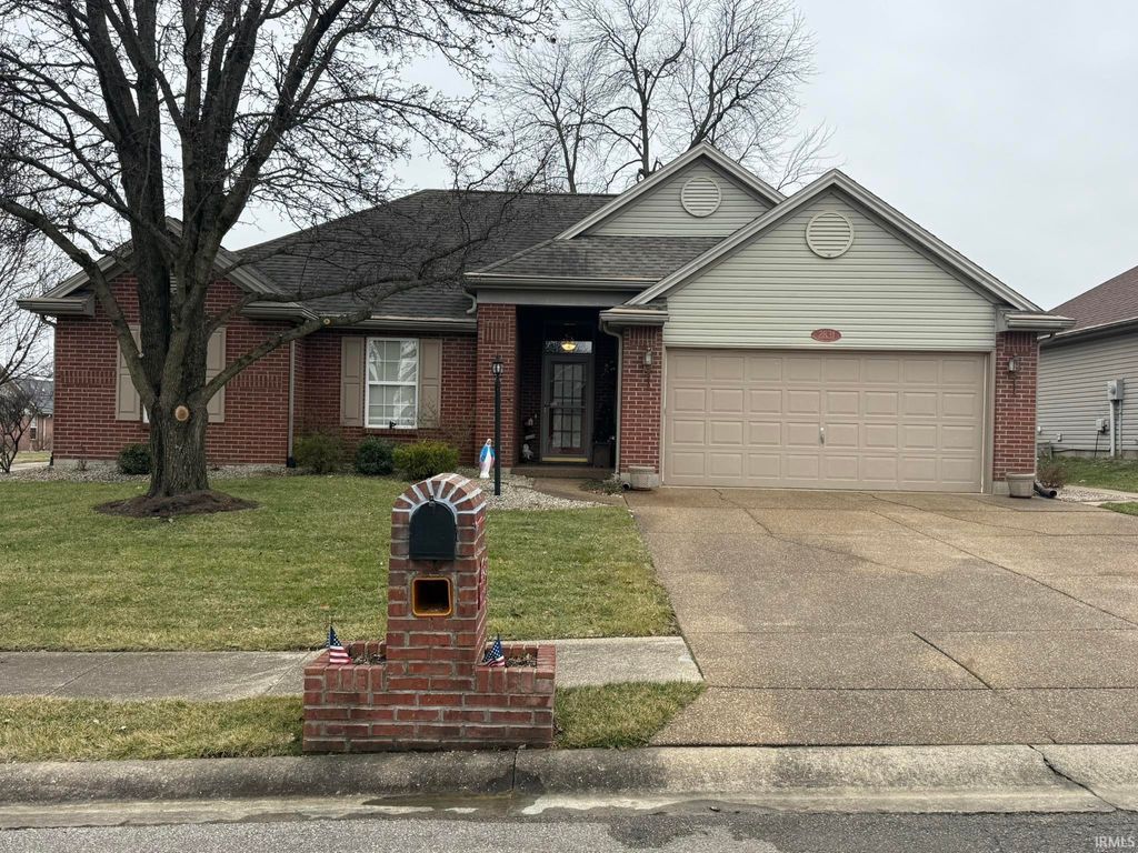 Photo of 2831 Marcel Court, Evansville, IN 47725 (MLS # 202605820)