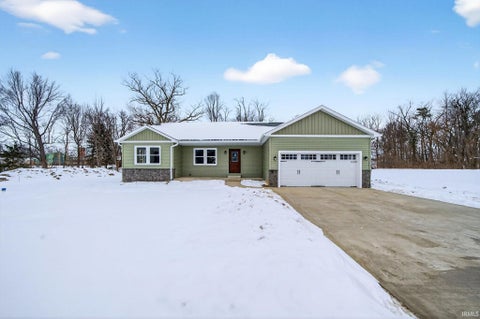 Tiny photo for 11102 N Dogleg Dr E Dr, Syracuse, IN 46567 (MLS # 202604148)