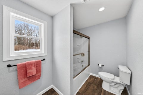 Tiny photo for 11102 N Dogleg Dr E Dr, Syracuse, IN 46567 (MLS # 202604148)
