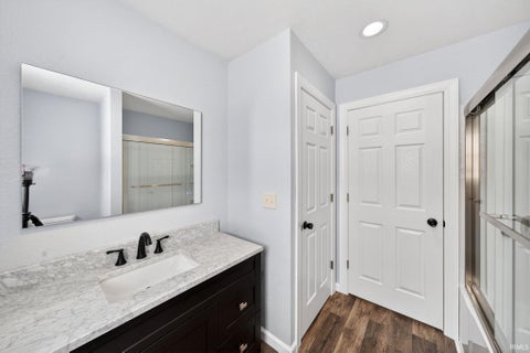Tiny photo for 11102 N Dogleg Dr E Dr, Syracuse, IN 46567 (MLS # 202604148)